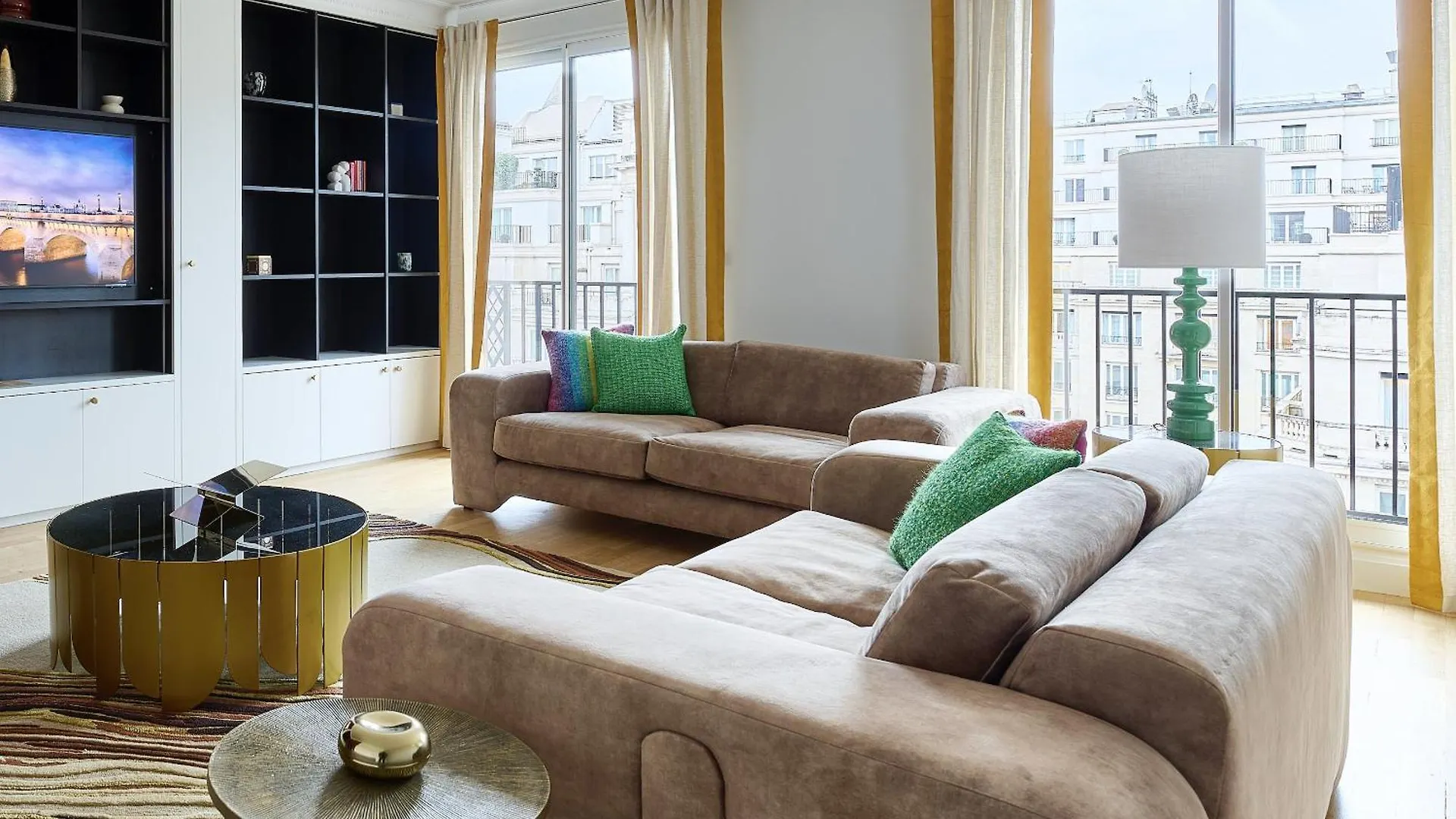 Av George V / Tour Eiffel Apartment *